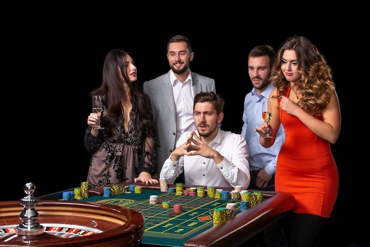 Dealer revealing dice result in slow motion